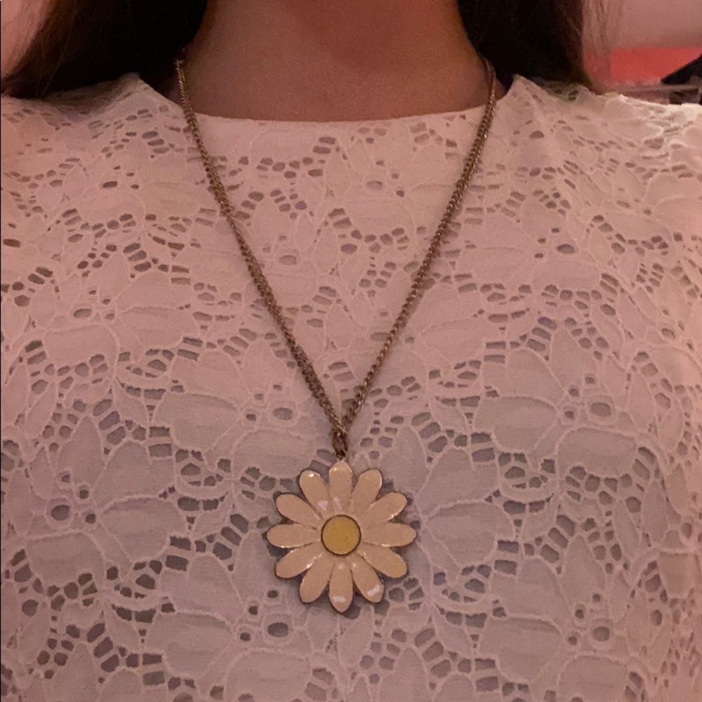 Big Flower Pendant Necklace